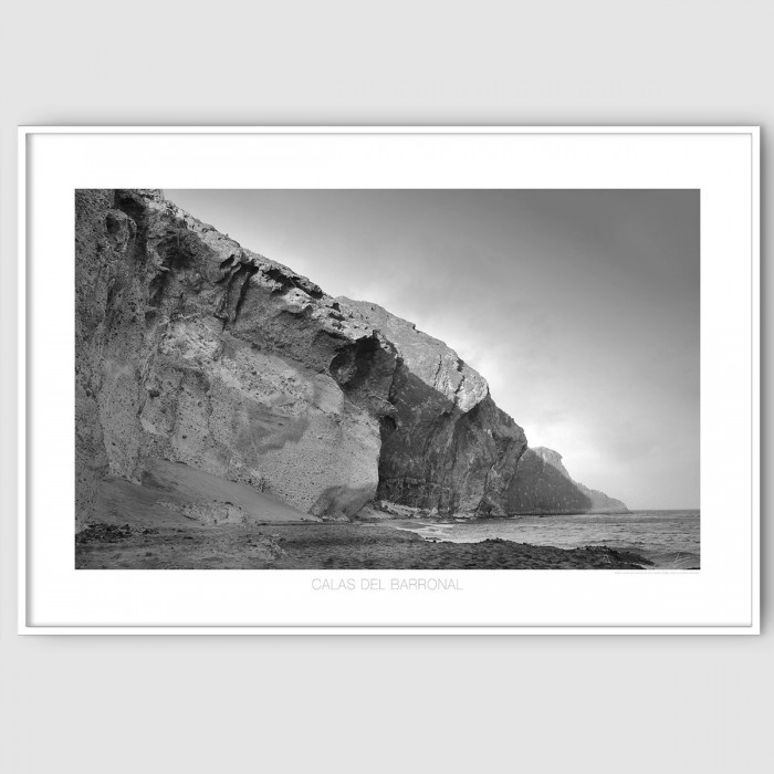 Póster fotográfico en material satinado de la Cala del Barronal en el Parque de Cabo de Gata, en blanco y negro. Lokoloko