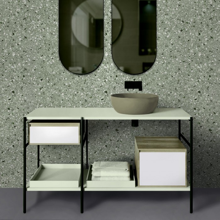 Terrazo Palace. Vinilo lavable, adhesivo y de tonos verdes, para decorar paredes de baños o aseos. Diseño de Loko Loko.