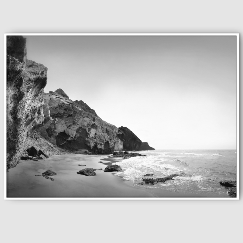 Photographic poster in satin material of Cala Palmito in the Cabo de Gata Park, in black and white. Lokoloko