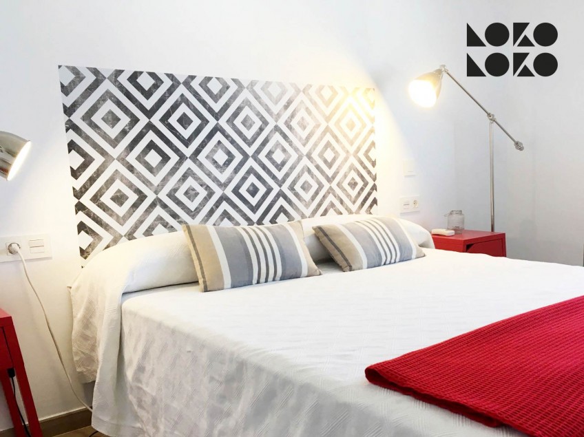 cabecero-cama-vinilo-apartamento-marta-lokoloko-design